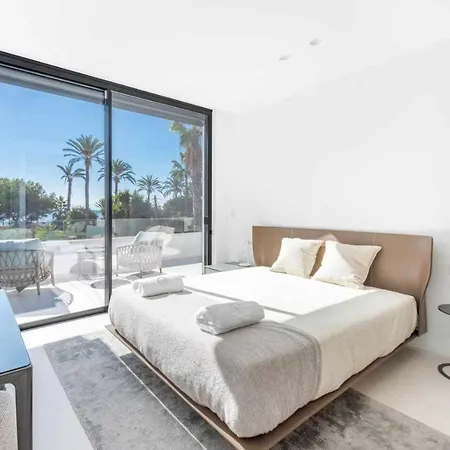 Villa Chalet En San Pedro De Alcantara Malaga *