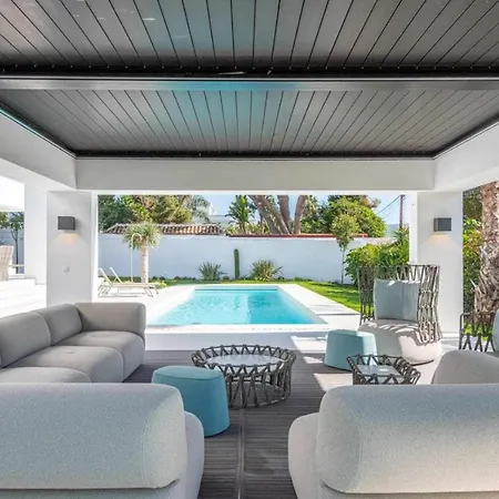 Villa Chalet En San Pedro De Alcantara Malaga